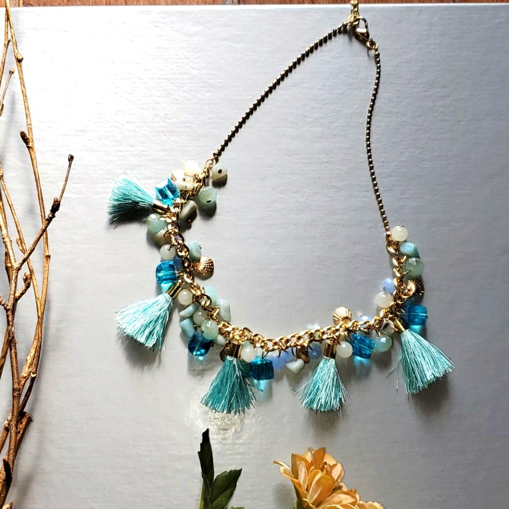 Anthropologie fringe beaded necklace NWOT!
